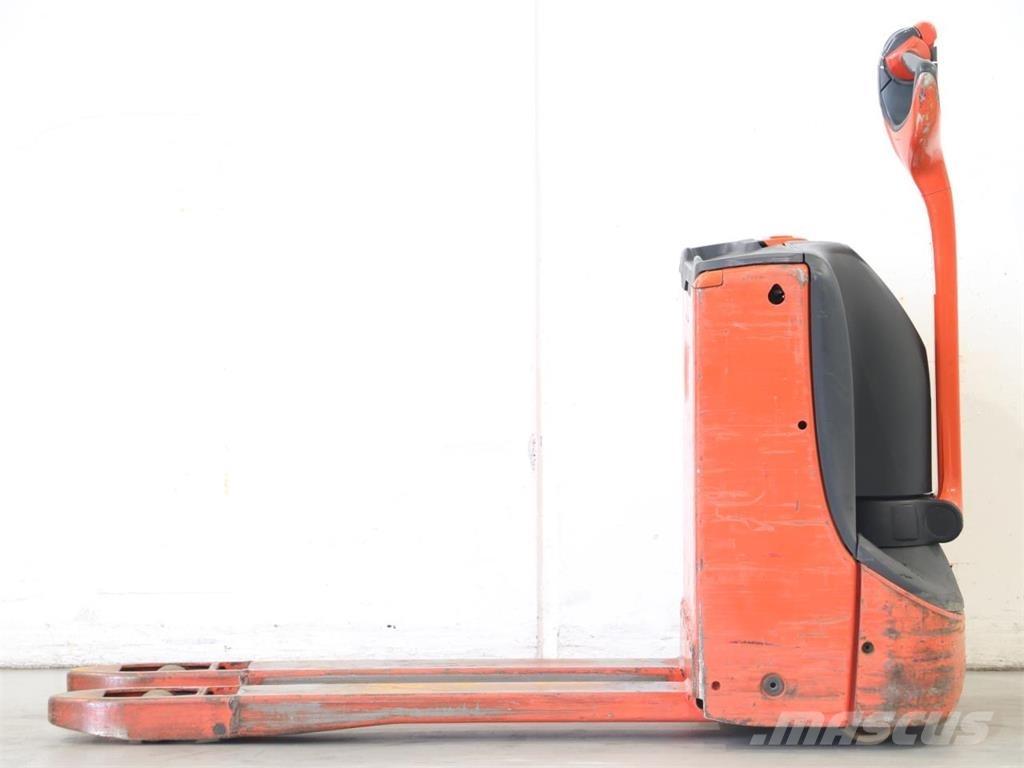 Linde T16/1152-02 Deichselstapler