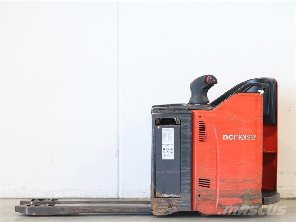 Linde T20SP/131 Deichselstapler