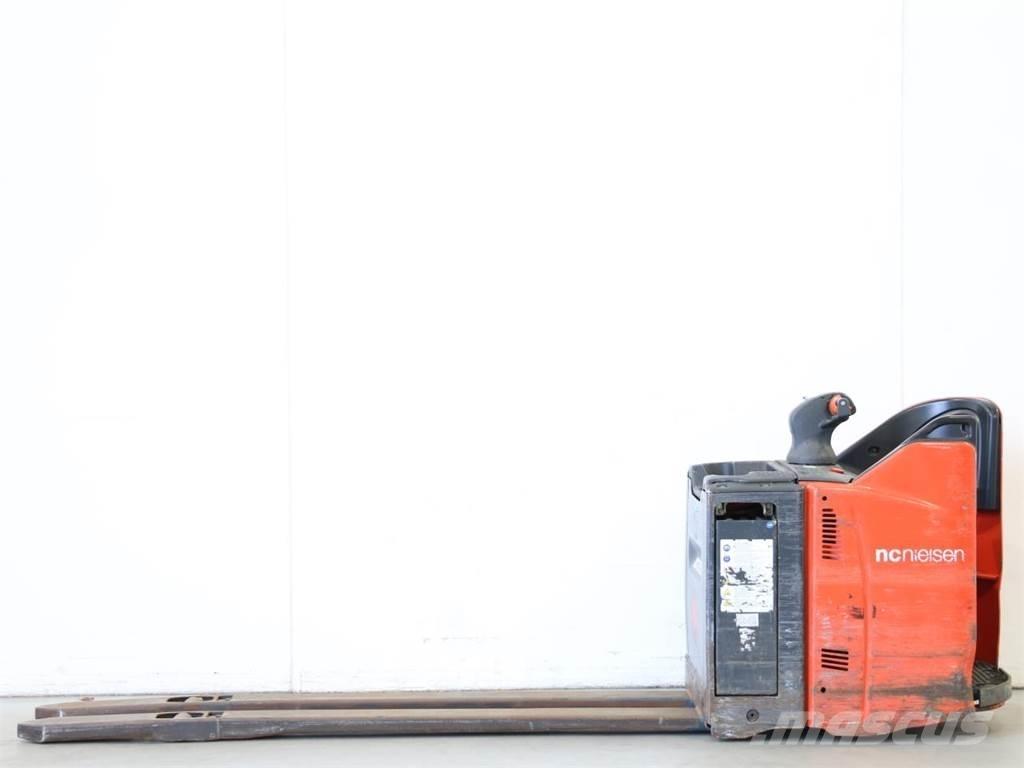 Linde T20SP/131 Deichselstapler