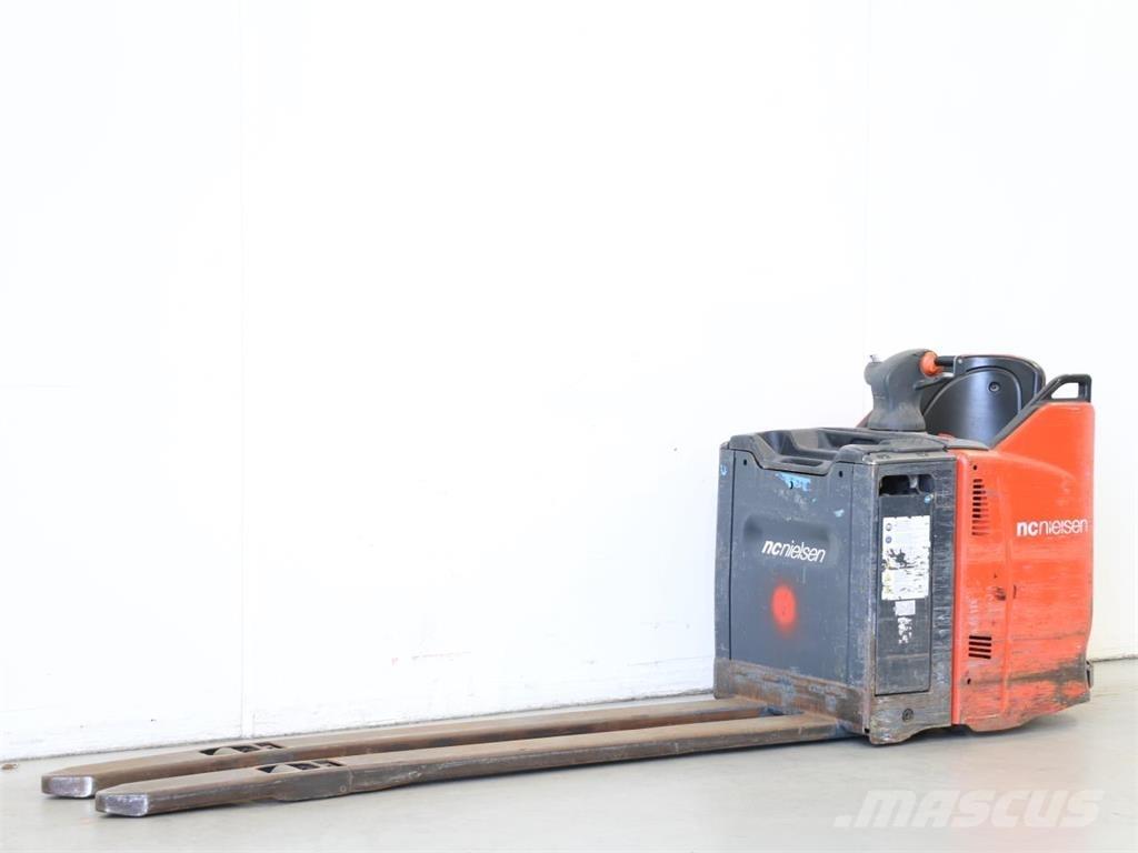 Linde T20SP/131 Deichselstapler