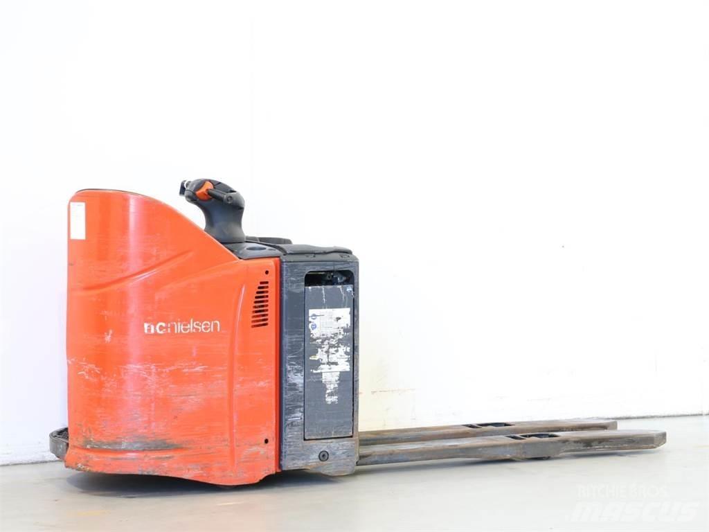 Linde T20SP/131 Deichselstapler