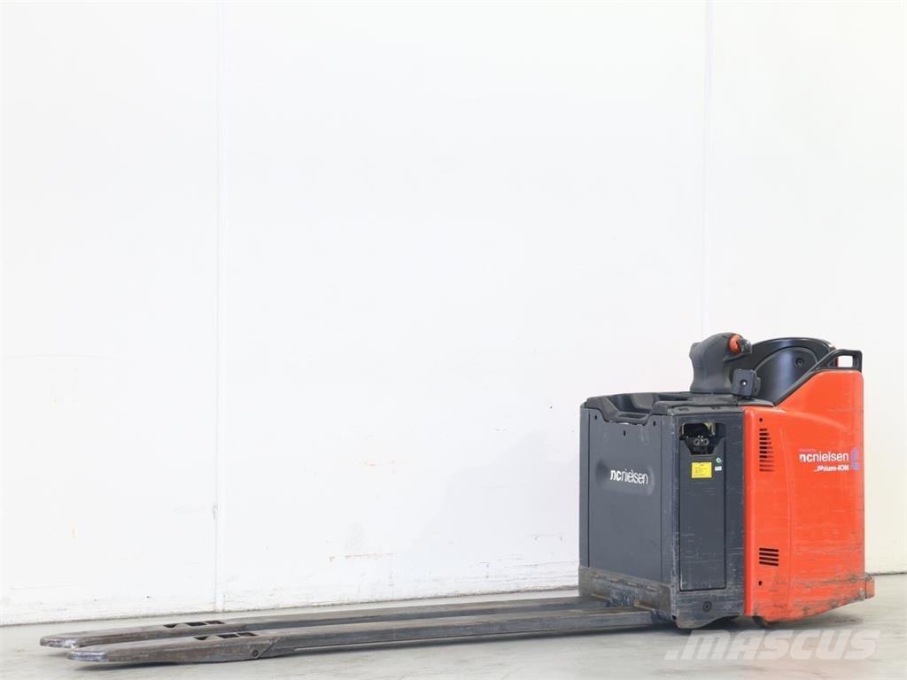 Linde T20SP/131 Deichselstapler