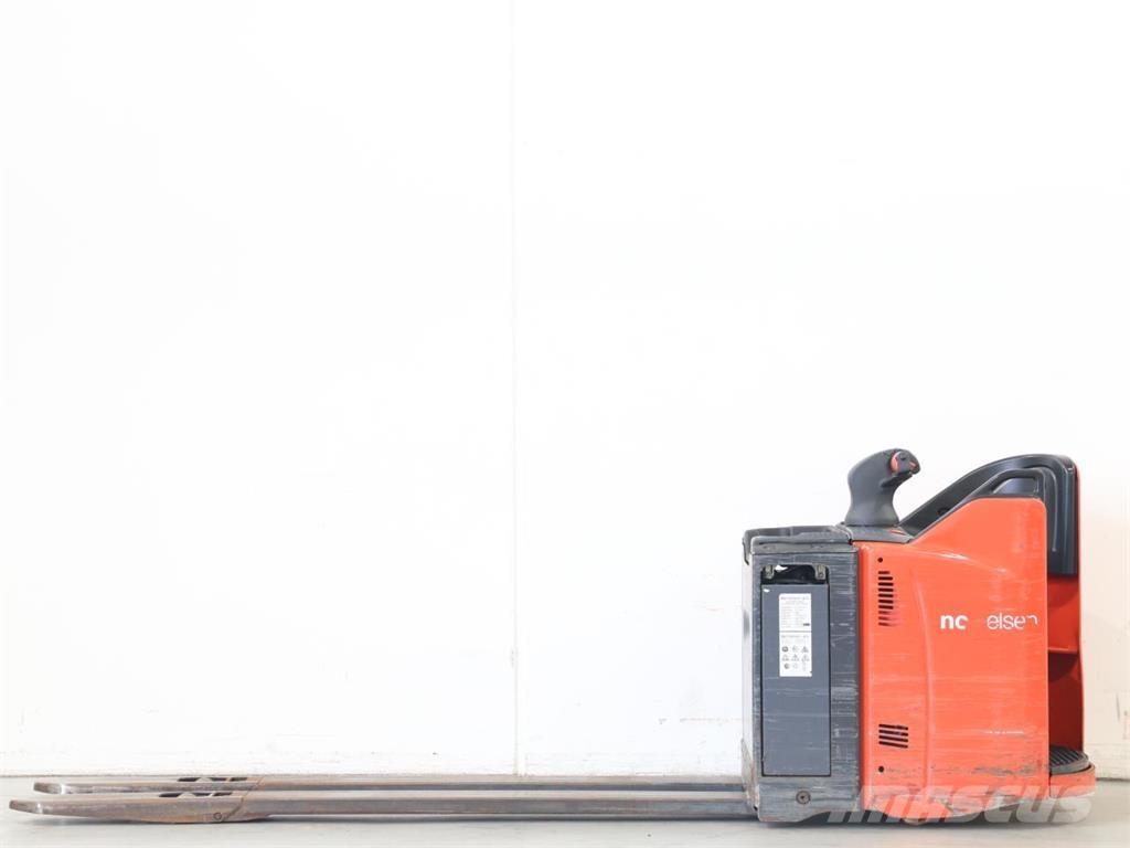 Linde T20SP/131 Deichselstapler