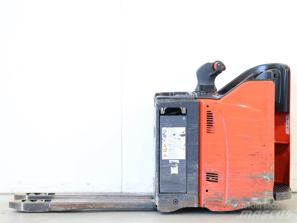 Linde T20SP/131 Deichselstapler