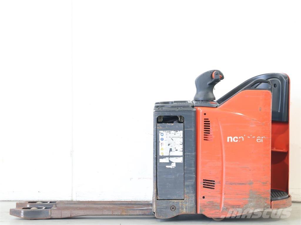 Linde T20SP/131-08 Deichselstapler