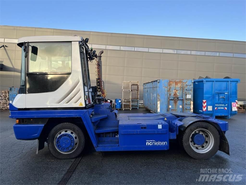 Terberg RT223 4X4 Sonstige Flurförderzeuge