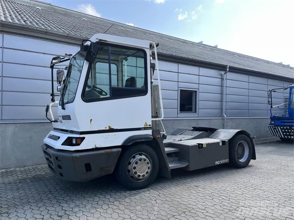 Terberg YT182 4X2 Sonstige Flurförderzeuge