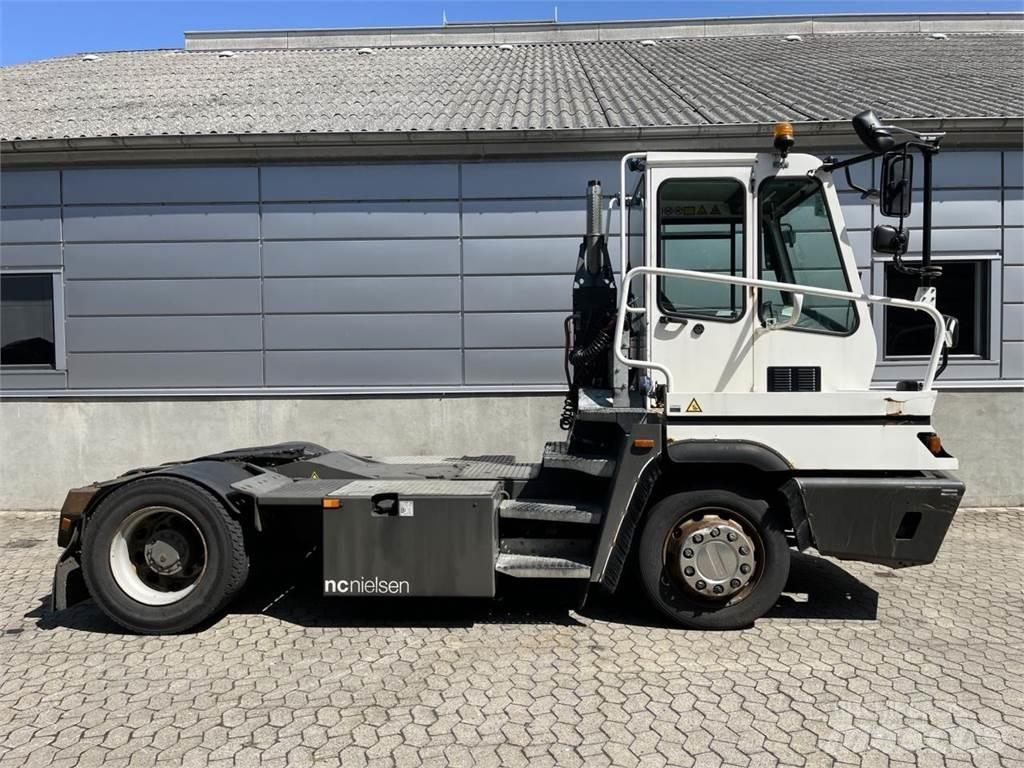 Terberg YT222 4X2 Sonstige Flurförderzeuge