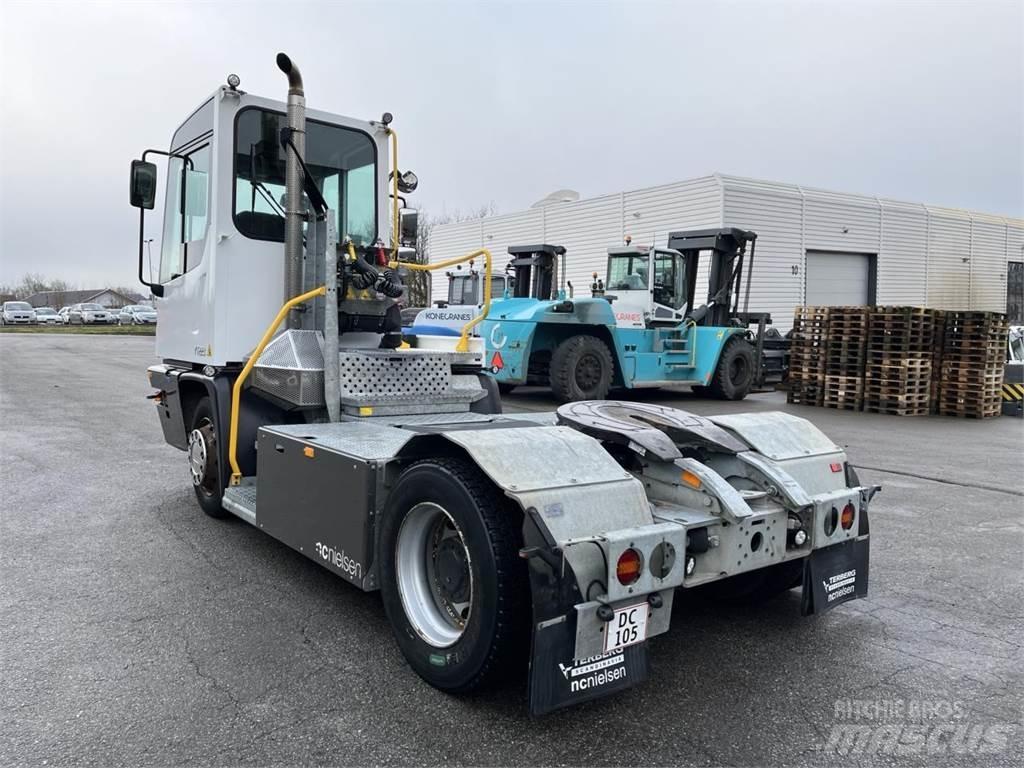 Terberg YT223 4x2 Sonstige Flurförderzeuge