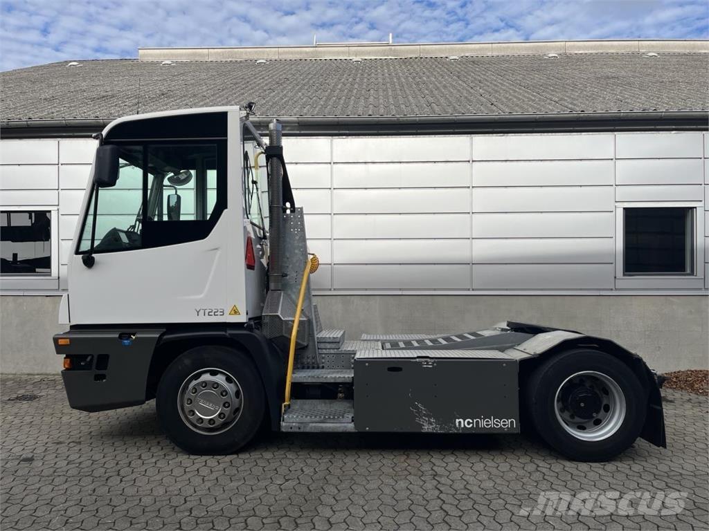 Terberg YT223 4x2 Sonstige Flurförderzeuge