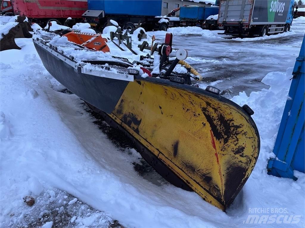 Ajax 3000 HJX Schneeschilde und -pflüge