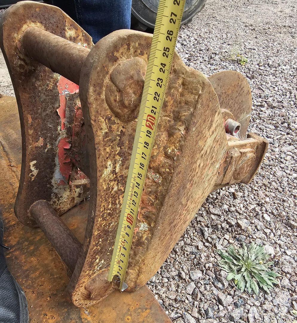  Asfalttileikkuri Andere Zubehörteile