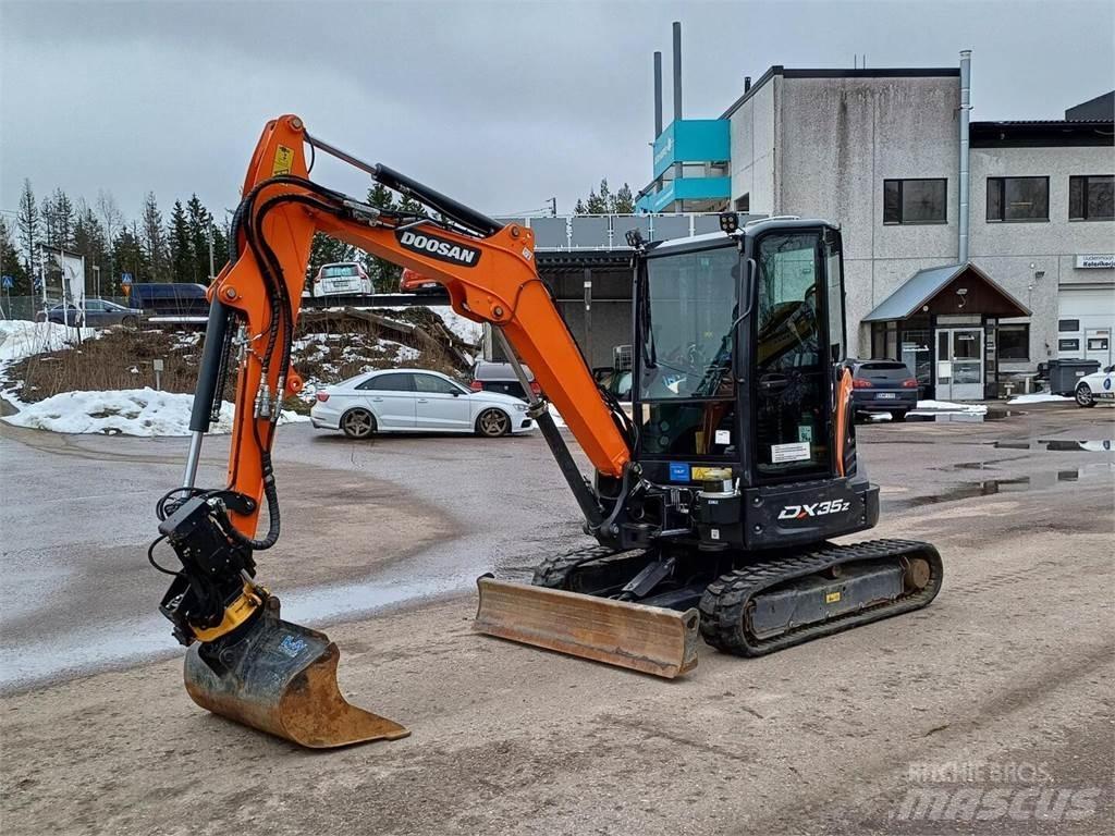 Doosan DX 35 Z Minibagger < 7t