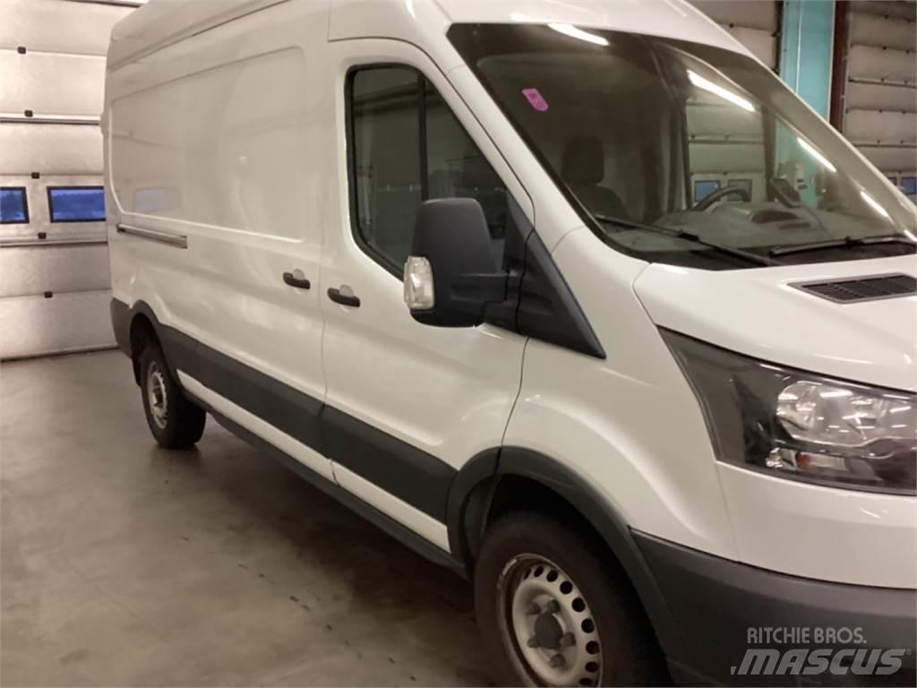 Ford Transit Lieferwagen