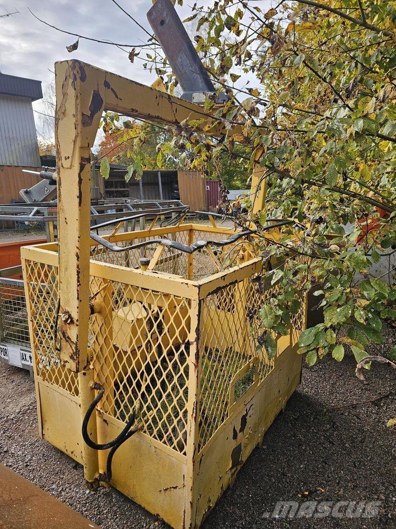  Henkilökori Andere Krane