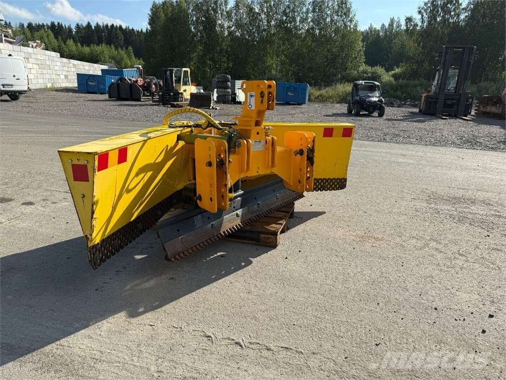 Hese HE 100-32 Sonstige Schneeräumgeräte