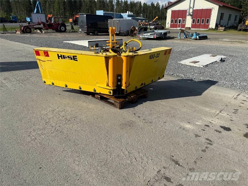Hese HE 100-32 Sonstige Schneeräumgeräte