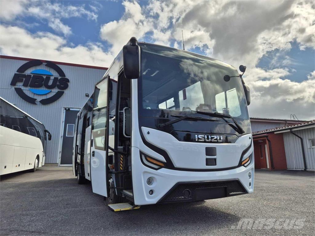 Isuzu Grand Toro Reisebusse