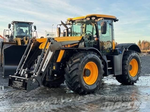 JCB 4220 Traktoren