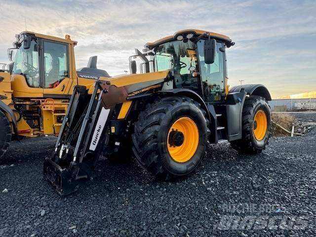 JCB 4220 Traktoren