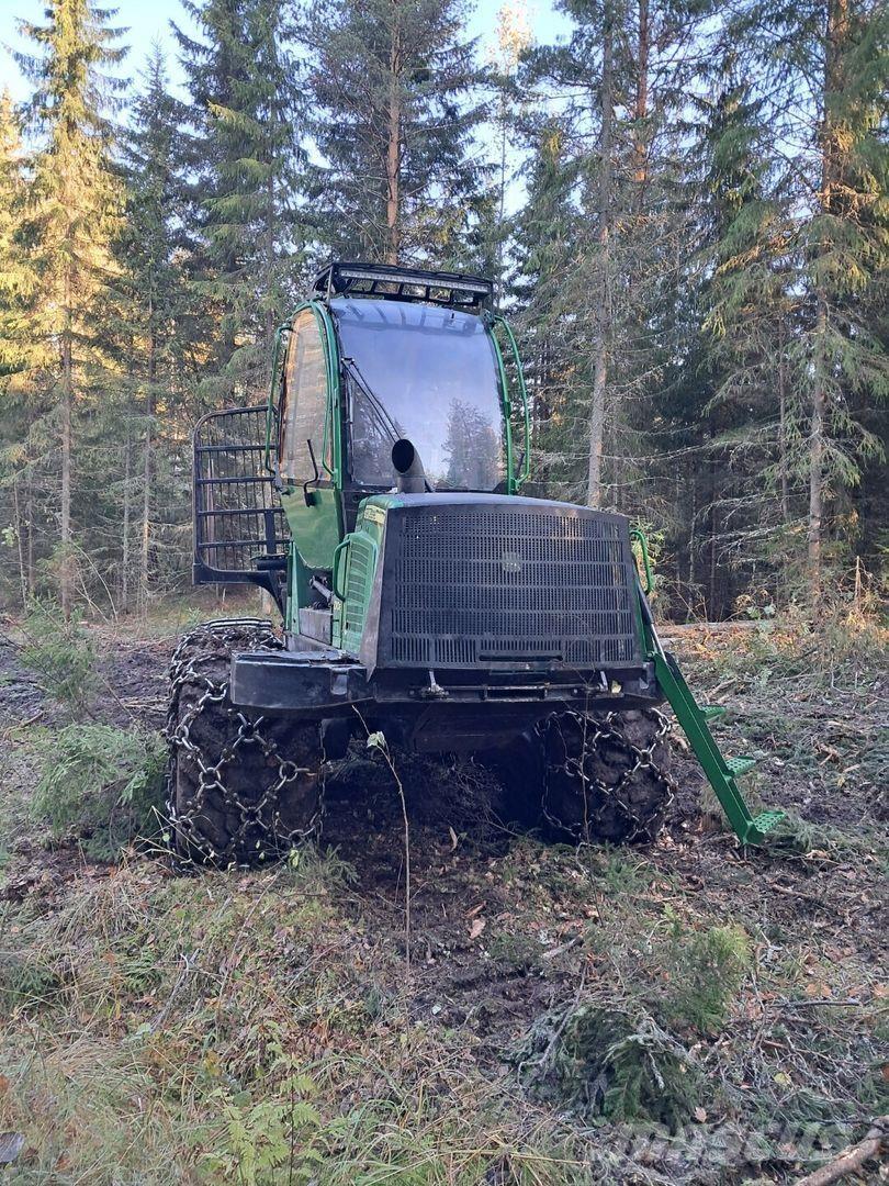 John Deere 1010e Forwarder