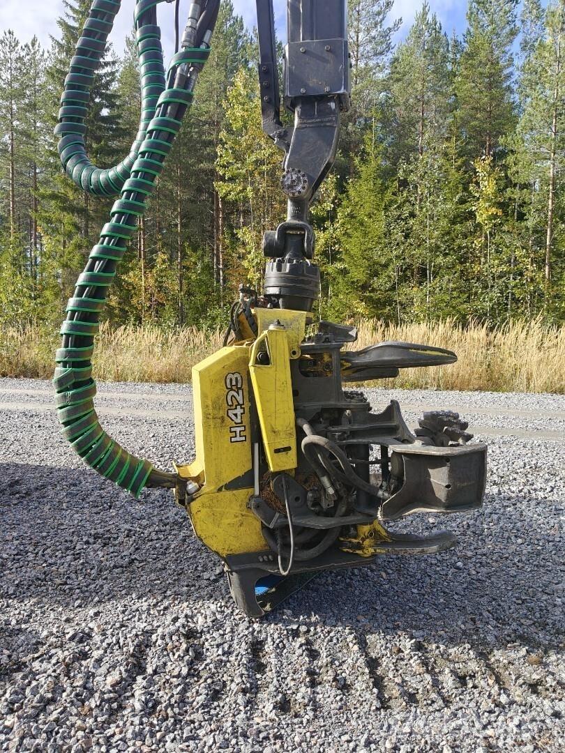 John Deere 1170G Harvester