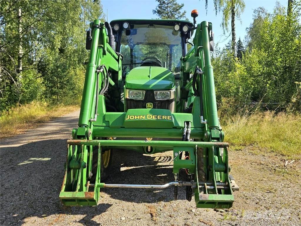 John Deere 5058E Traktoren