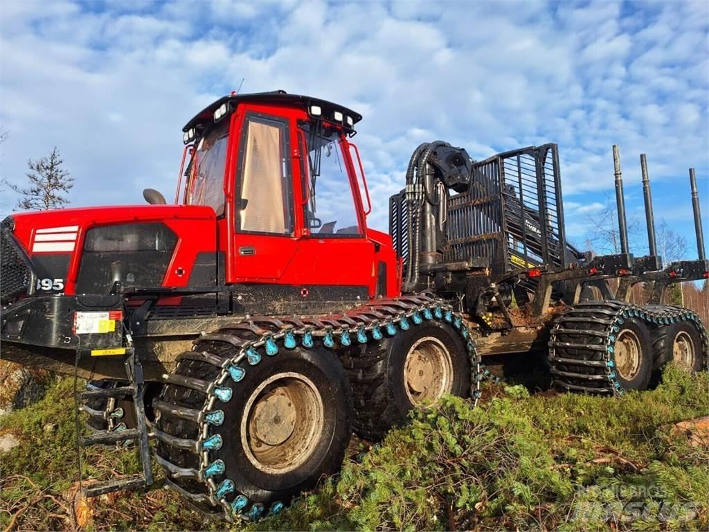 Komatsu 895 Forwarder
