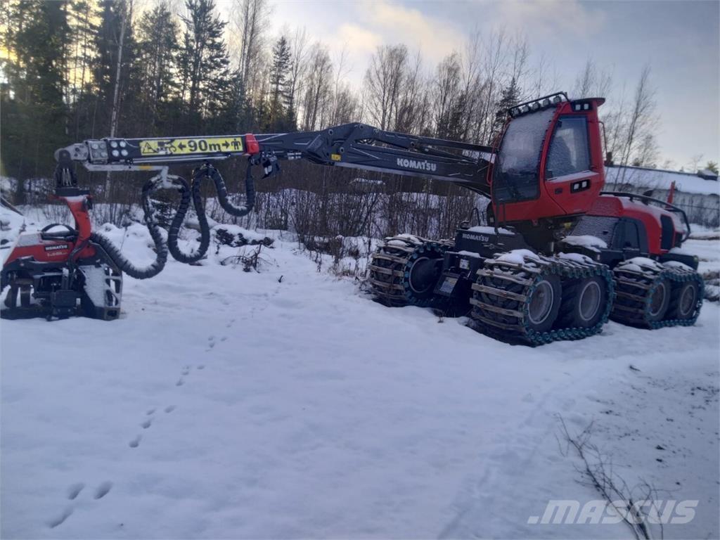 Komatsu 901 XC Harvester