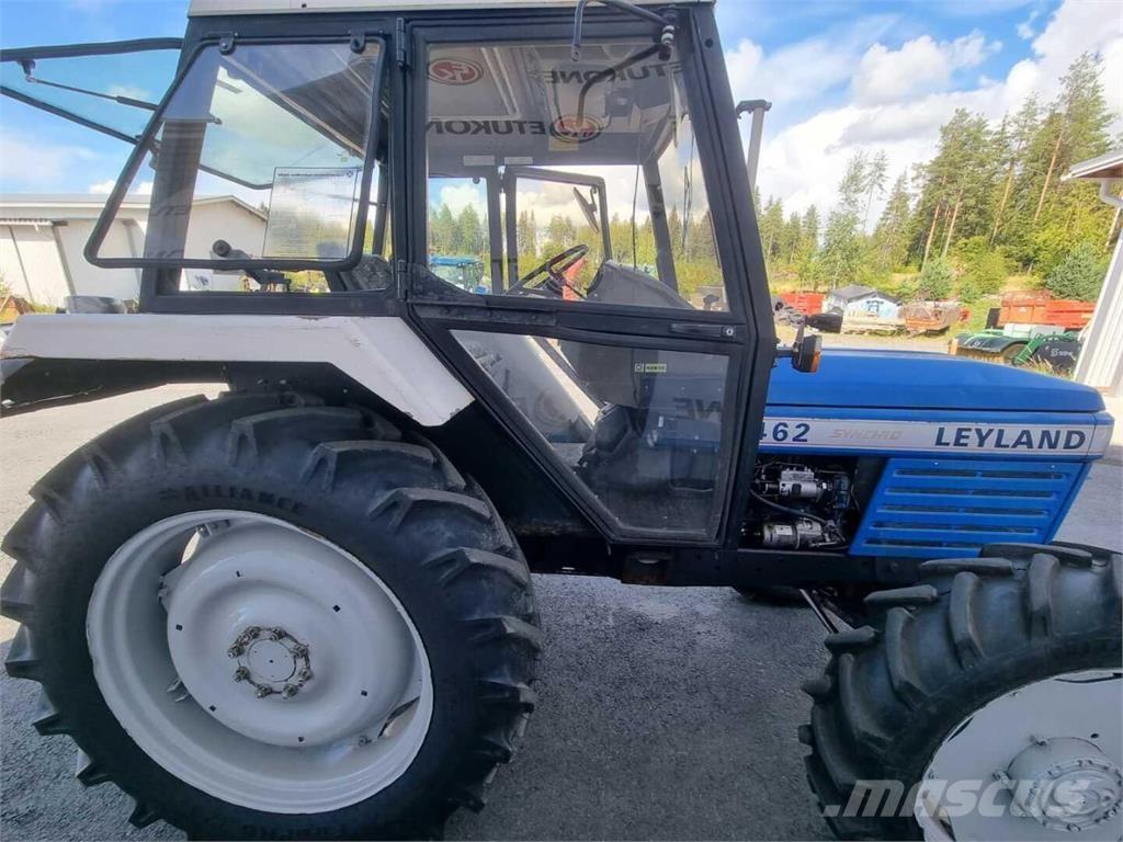 Leyland 462 Traktoren