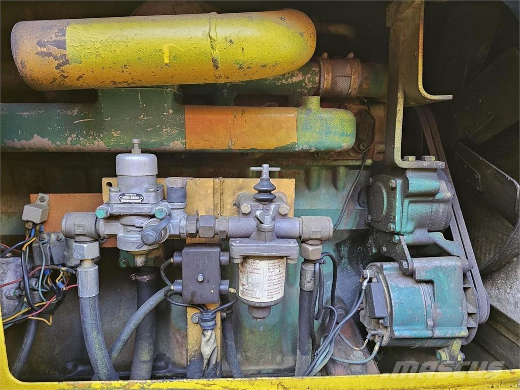 Lokomo AH 132 C Grader