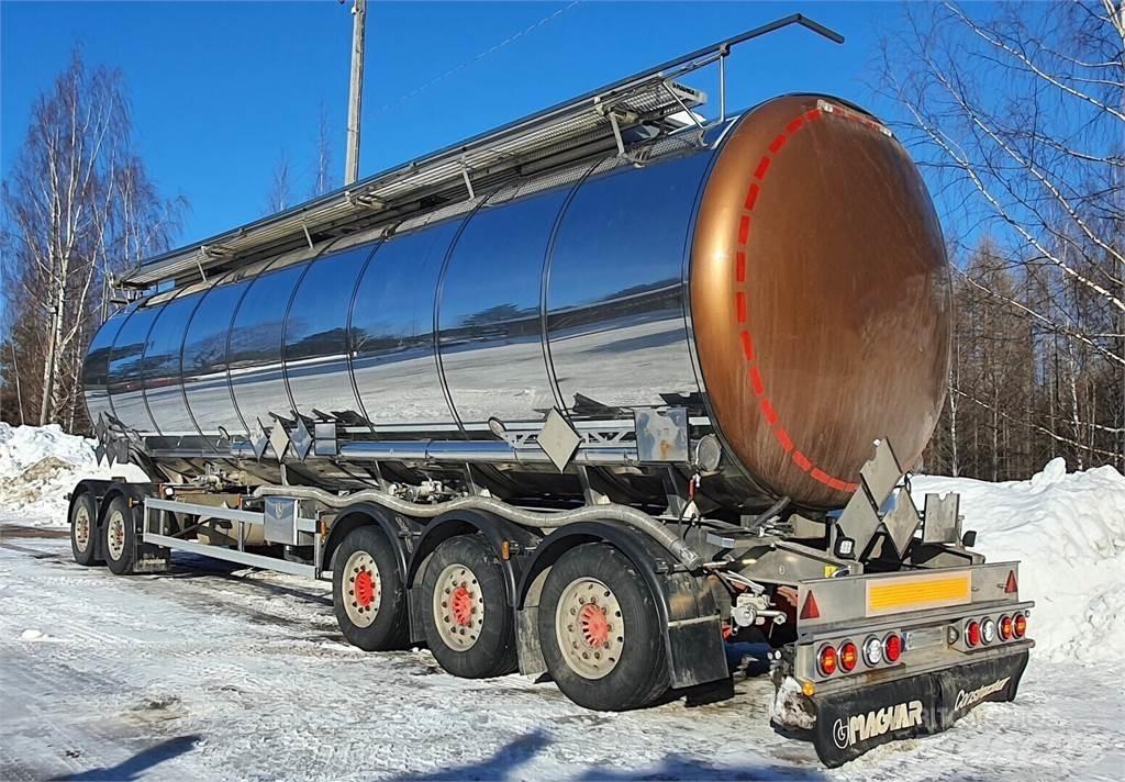 Magyar R42ESD Tankanhänger