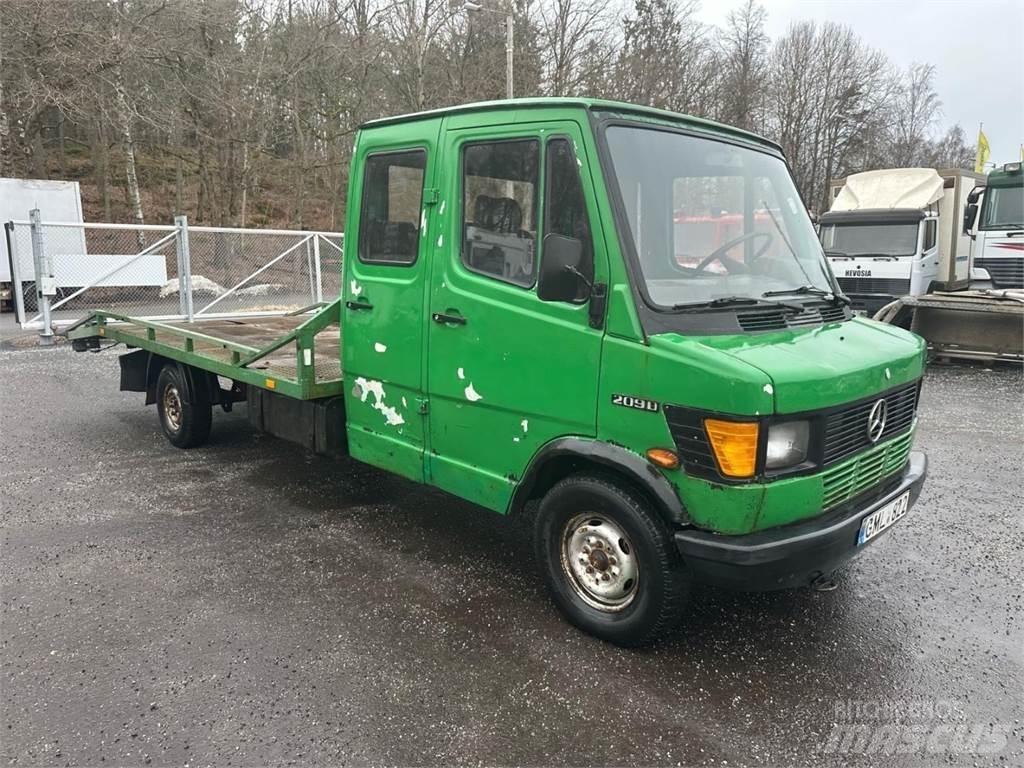 Mercedes-Benz 209 Autotransporter