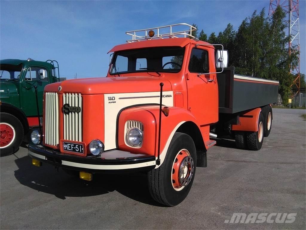 Scania LS 110 S Pritschenwagen/Pritschenwagen mit Seitenklappe