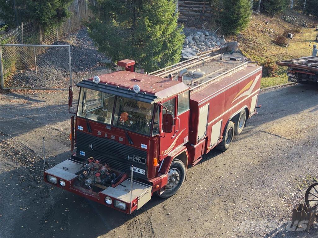 Sisu Paloauto 6X2 Andere Fahrzeuge