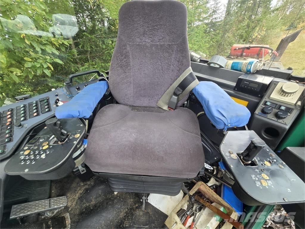Timberjack 1270 Harvester