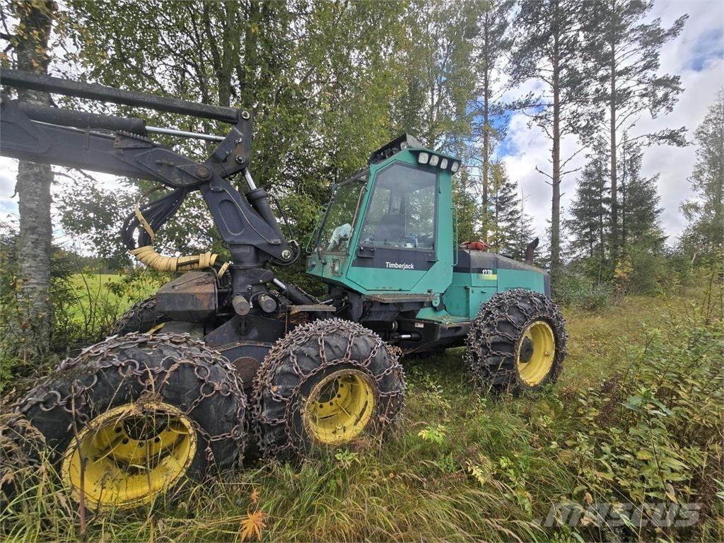 Timberjack 1270 Harvester