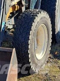 Valmet 600-4 4x4 Traktoren