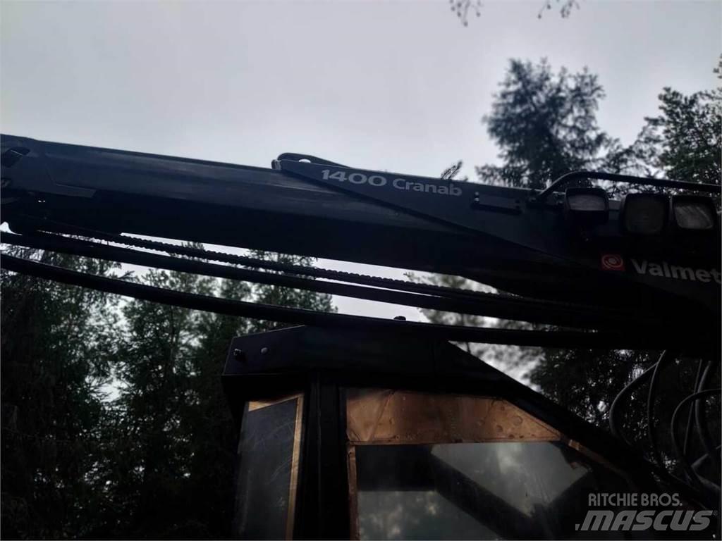 Valmet 911 Harvester