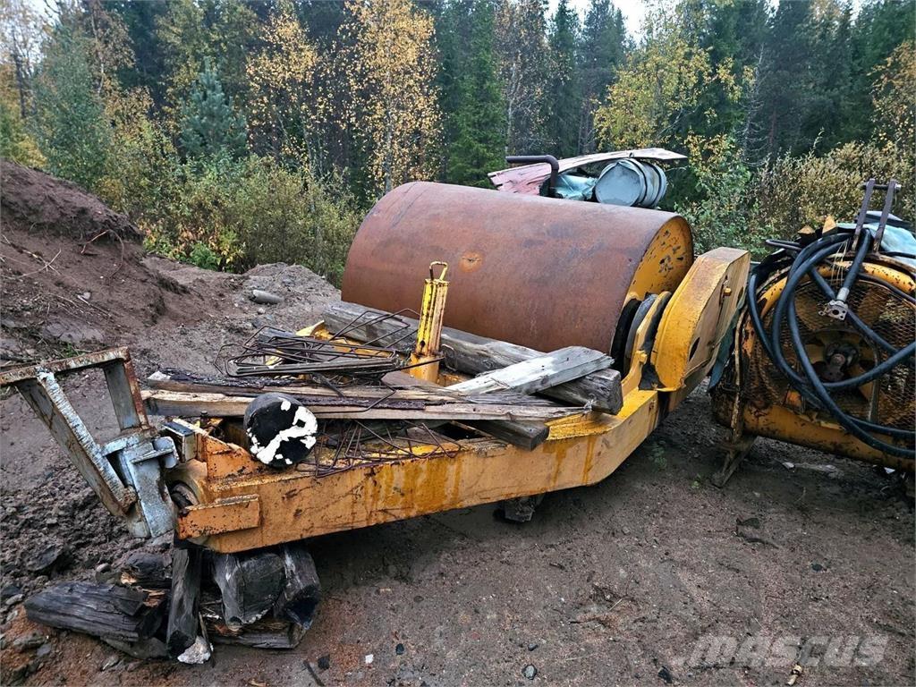  Valssijyrä Sonstige Baumaschinen