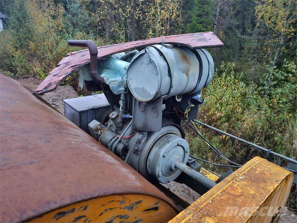  Valssijyrä Sonstige Baumaschinen