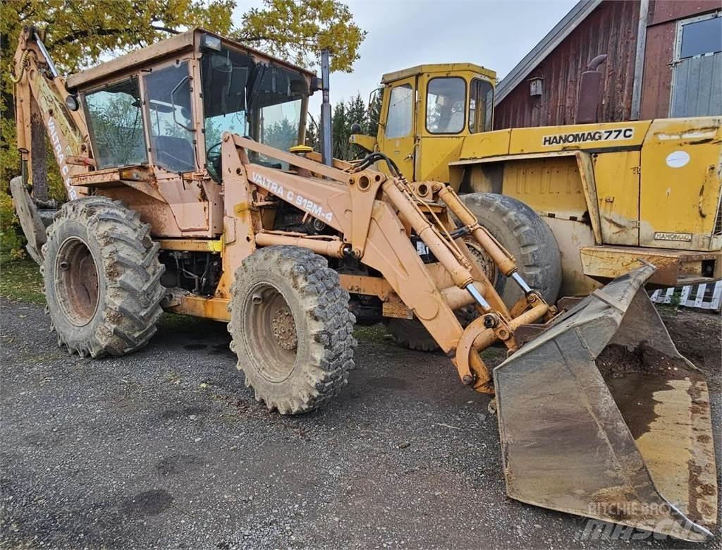 Valtra C 912M-4 Baggerlader