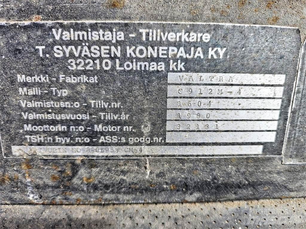 Valtra C 912M-4 Baggerlader
