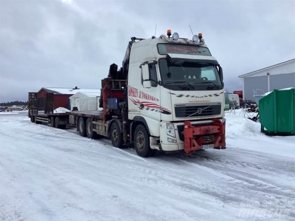 Volvo 8x4 Kranwagen
