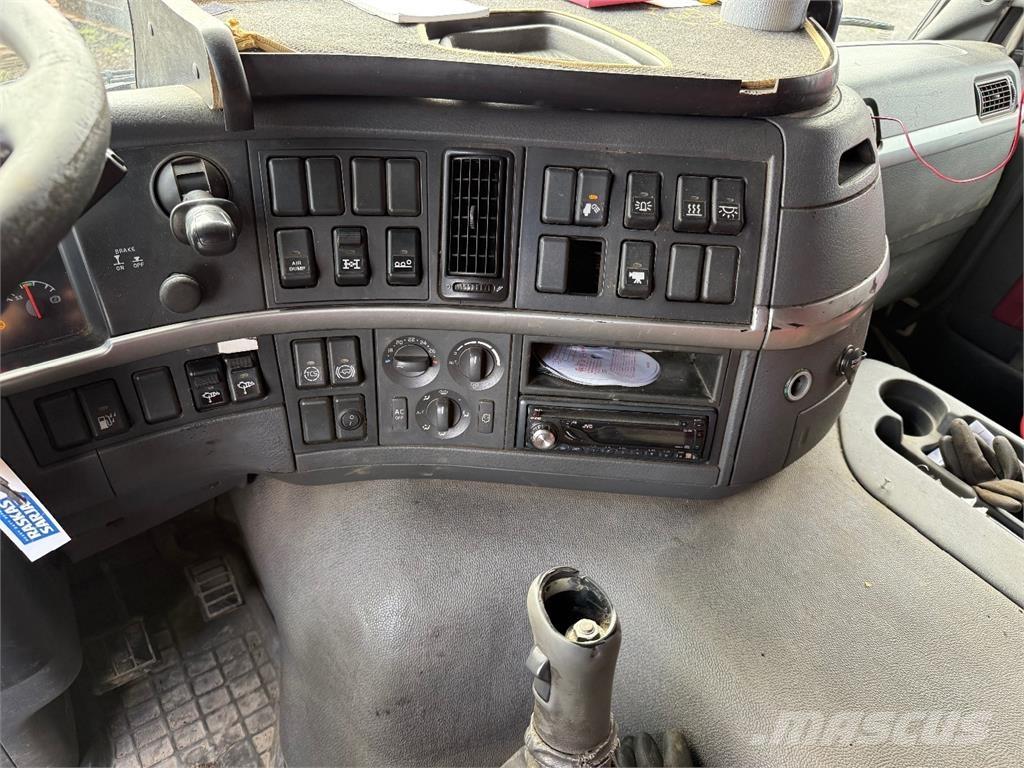 Volvo FM 12 8x4 Abrollkipper