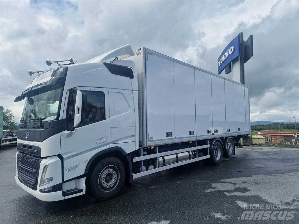 Volvo FM 500 6x2 Kofferaufbau