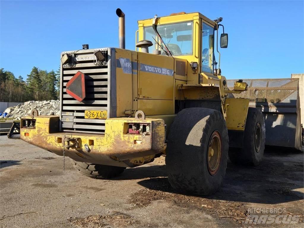 Volvo L120C Radlader