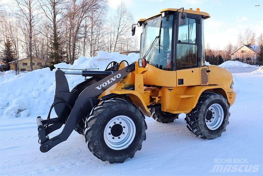 Volvo L30B Pro Radlader