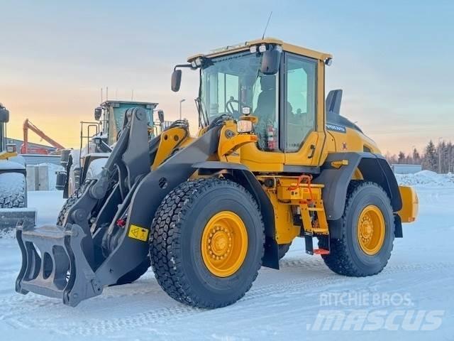Volvo L90H Radlader