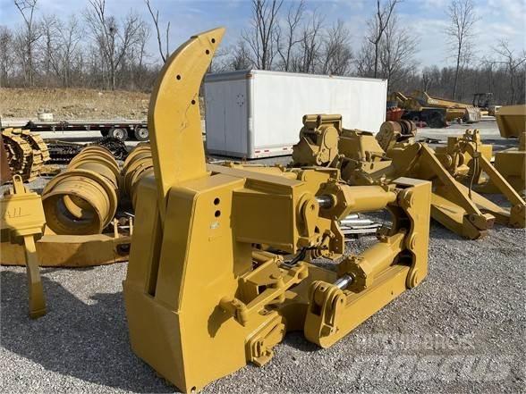 CAT D8 Aufreisser